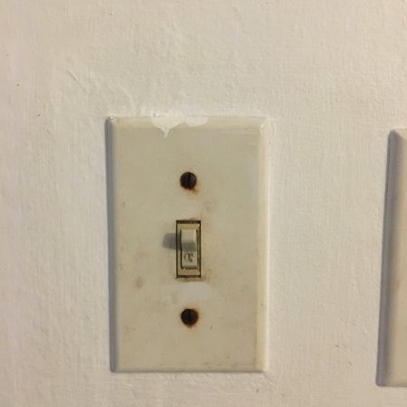 victoria-best-handyman-replaceing-light-switches